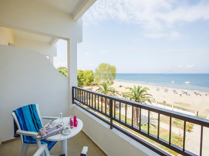 Island Beach Resort (Adults Only) Kávos Exterior foto